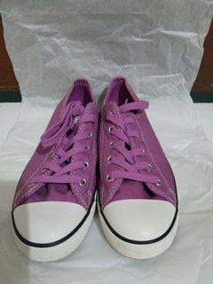 converse dainty 39
