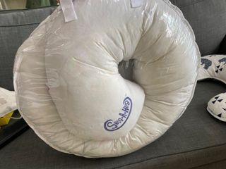 Snug-a-hug maternity pillow