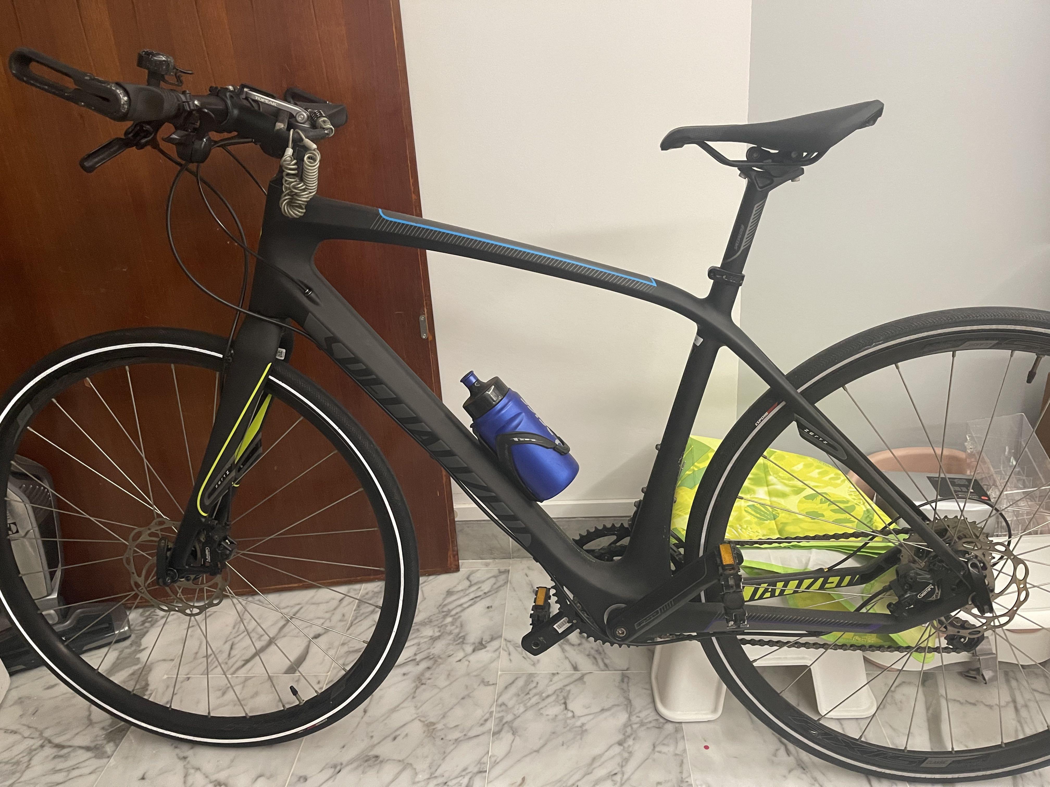 Specialised carbon 2025 hybrid