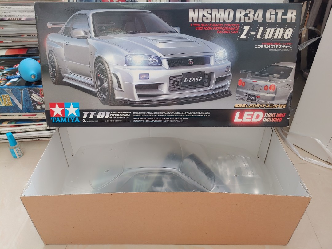 タミヤ TT-01 R34GTR-