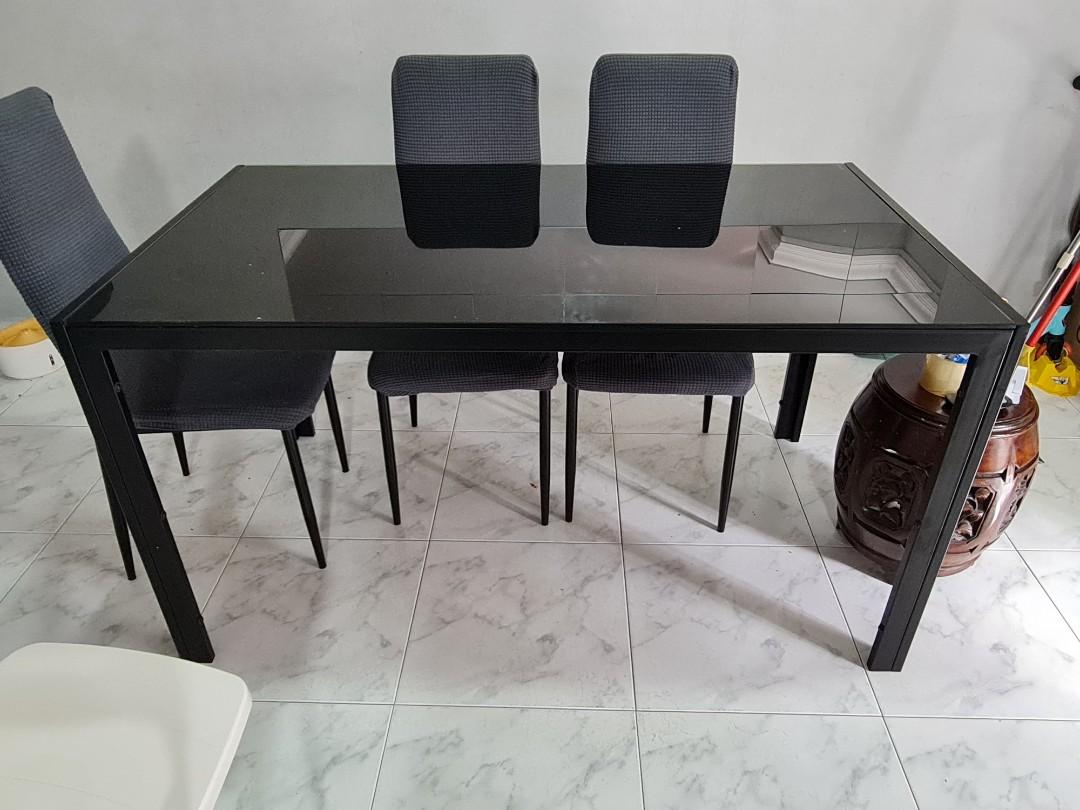 Black tempered glass hot sale dining table