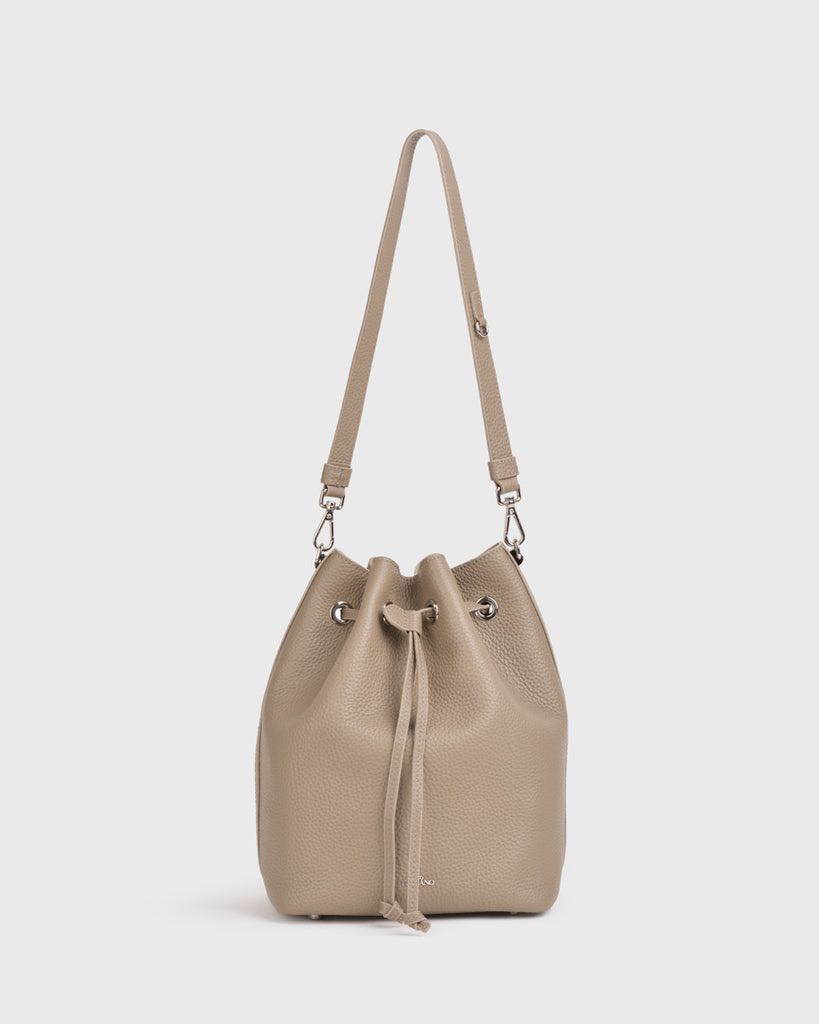 Tocco toscano shop bucket bag
