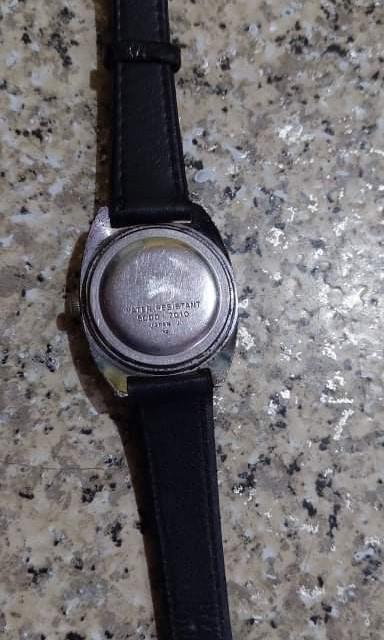 Tomony vintage watch (Category: Men's Watches) located in Caloocan City. Submitted by great_2003 (Listing ID 1157079355, Image 3). Description: good running condition mechanical hand wind diameter size approx . mm 36 as is only wysiwyg made in japan 5000 - 7010.