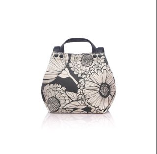 (Kategori: ) berada di . Dikirim oleh ciley.corner (ID iklan 1157046042, Gambar 1). Deskripsi: .