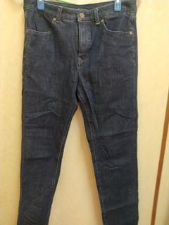 Uniqlo牛仔長褲