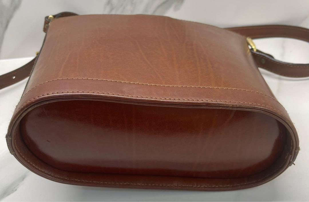 Russell and hotsell bromley vintage bags