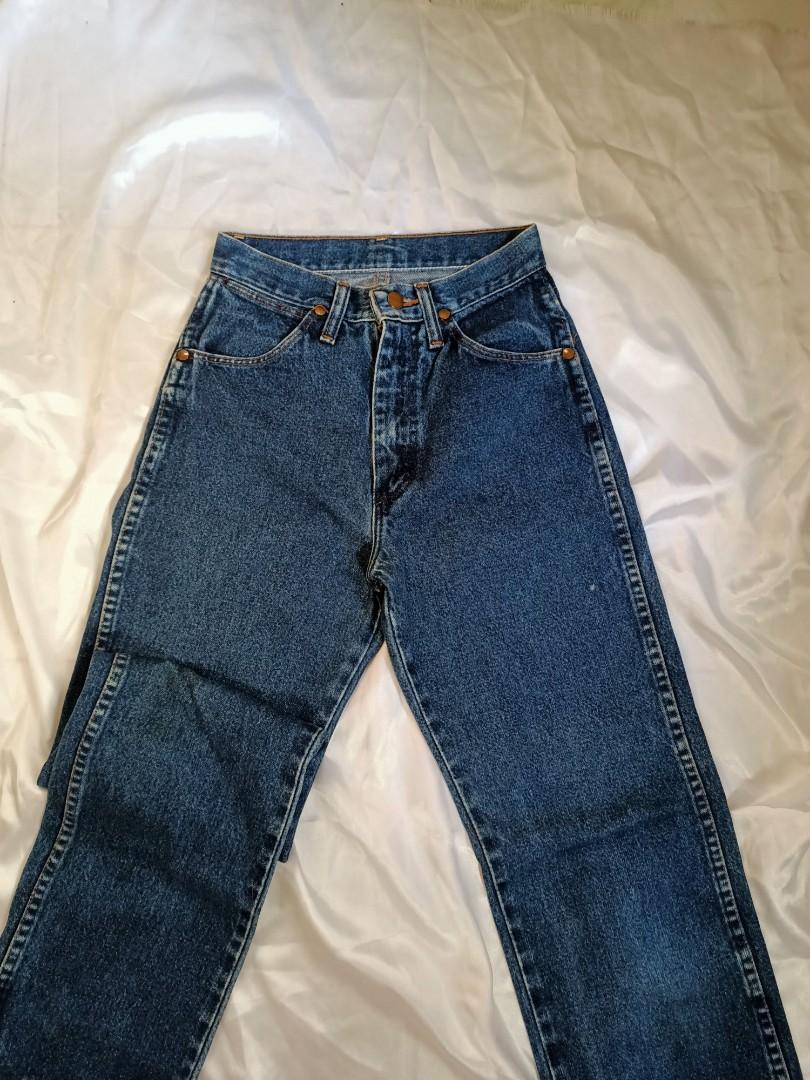 wrangler jeans, Women's Fashion, Bottoms, Jeans on Carousell