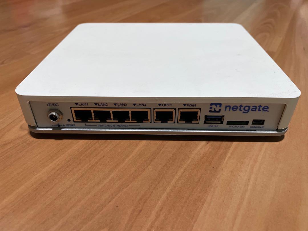 Netgate SG3100 with pfSense Plus Software Router, Firewall, VPN