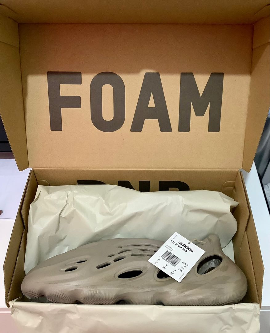 yeezy foam runner 12