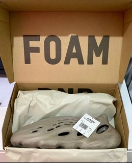 (Category: ) located in . Submitted by sneakerpapi (Listing ID 1156962390, Image 1). Description: .