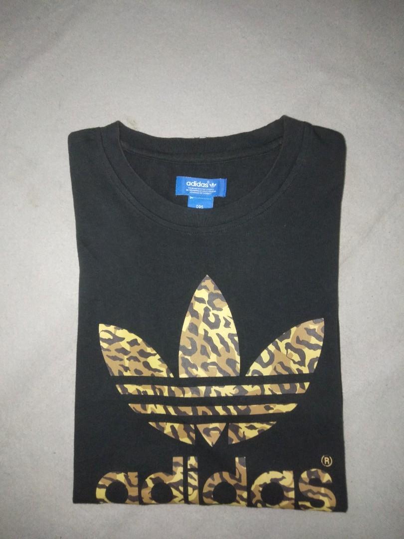 Adidas t shirt, Men's Fashion, Tops 