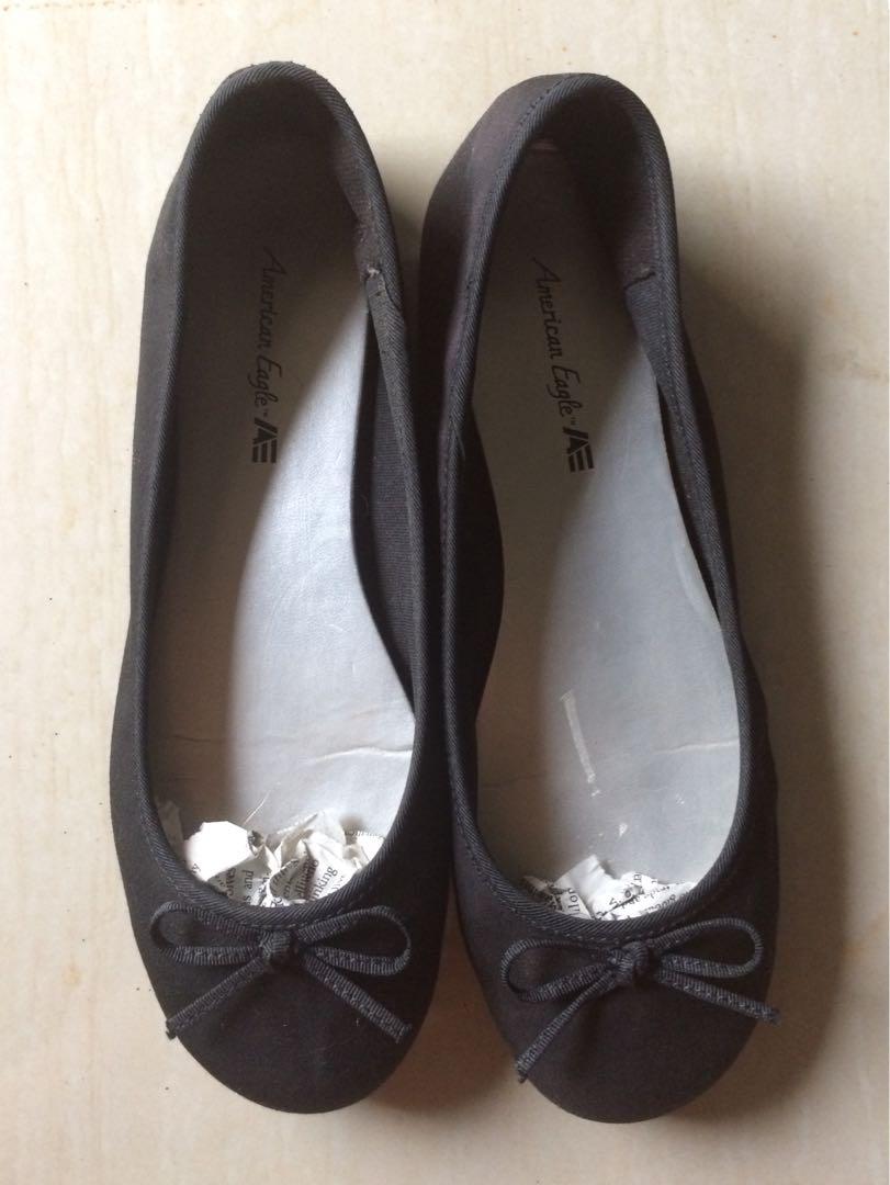 American Eagle black flats Women s Fashion Footwear Flats