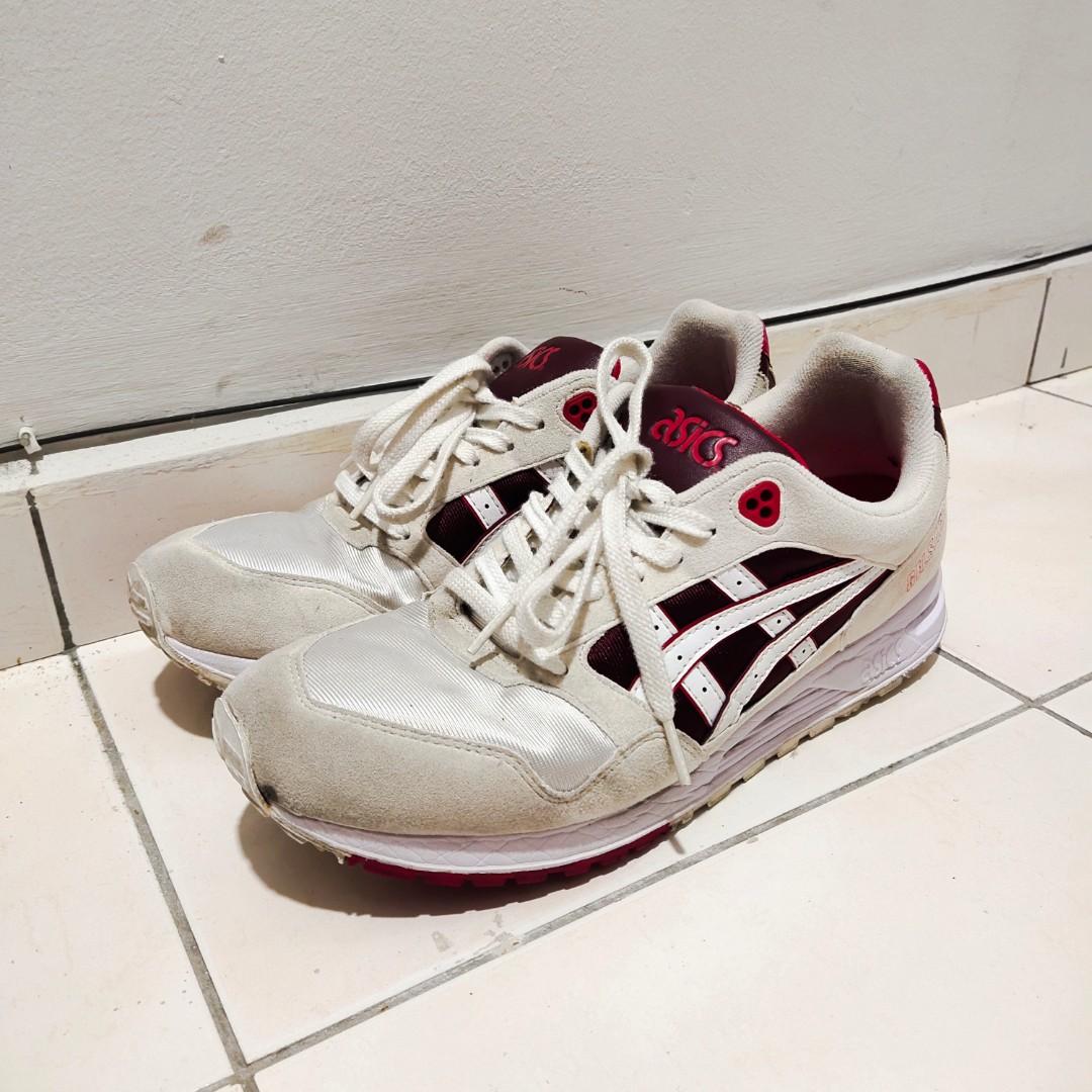 Asics Gel Saga Men s Fashion Footwear Sneakers on Carousell