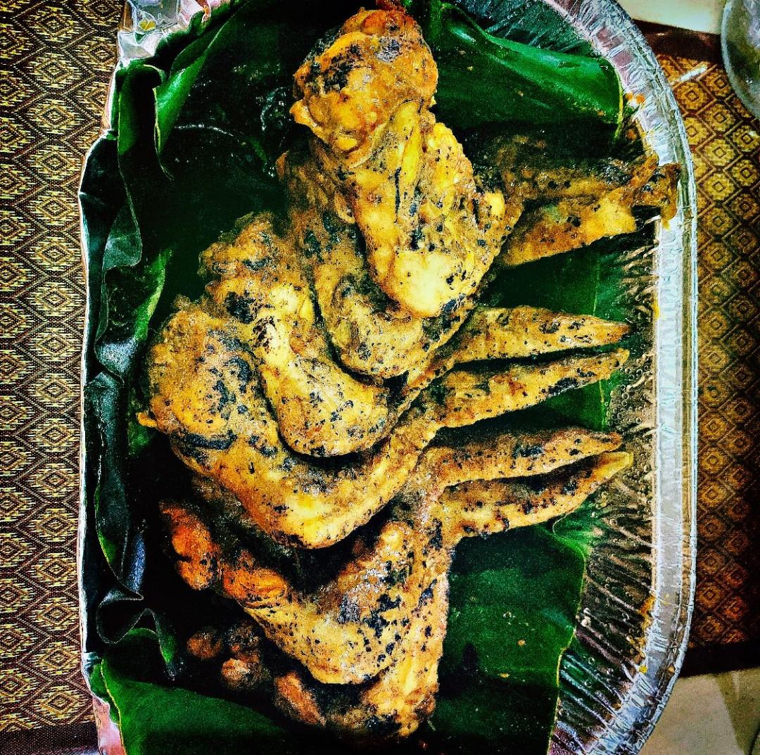 Ayam percik (Category: Other Food & Drinks) located in Singapore. Submitted by sallisan81 (Listing ID 1157166399, Image 1). Description: Im selling ayam percik for pre orders.. You got to try it to believe the taste..