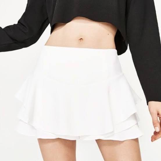 Zara shop ruffled skort