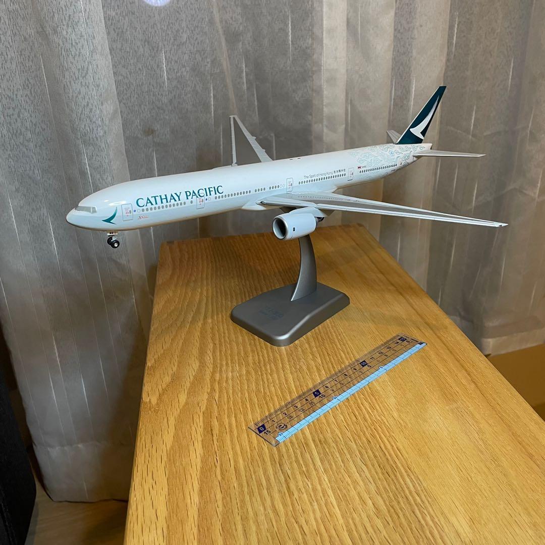 Boeing 777-300 (1:200) Cathay Pacific , 興趣及遊戲, 玩具& 遊戲類 