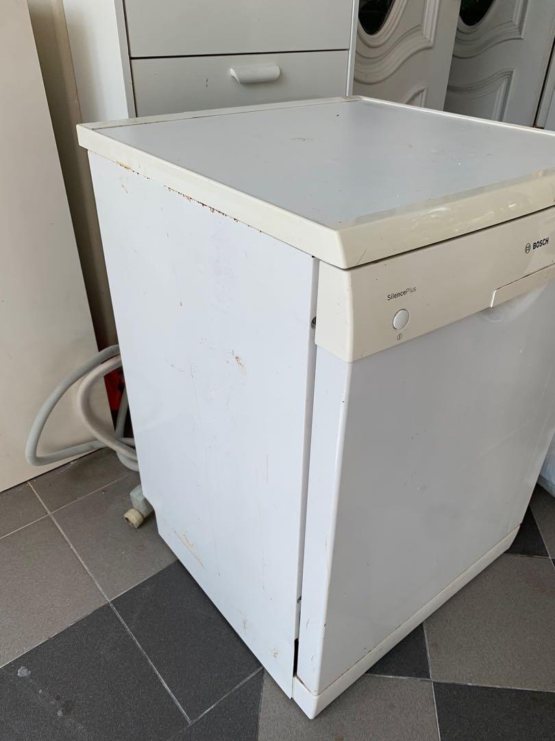 Bosch silence plus dishwasher SMS50E12EU, TV & Home Appliances, Kitchen