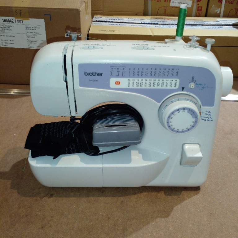 BROTHER BM2600 USED SEWING MACHINE, Hobbies & Toys, Stationery & Craft