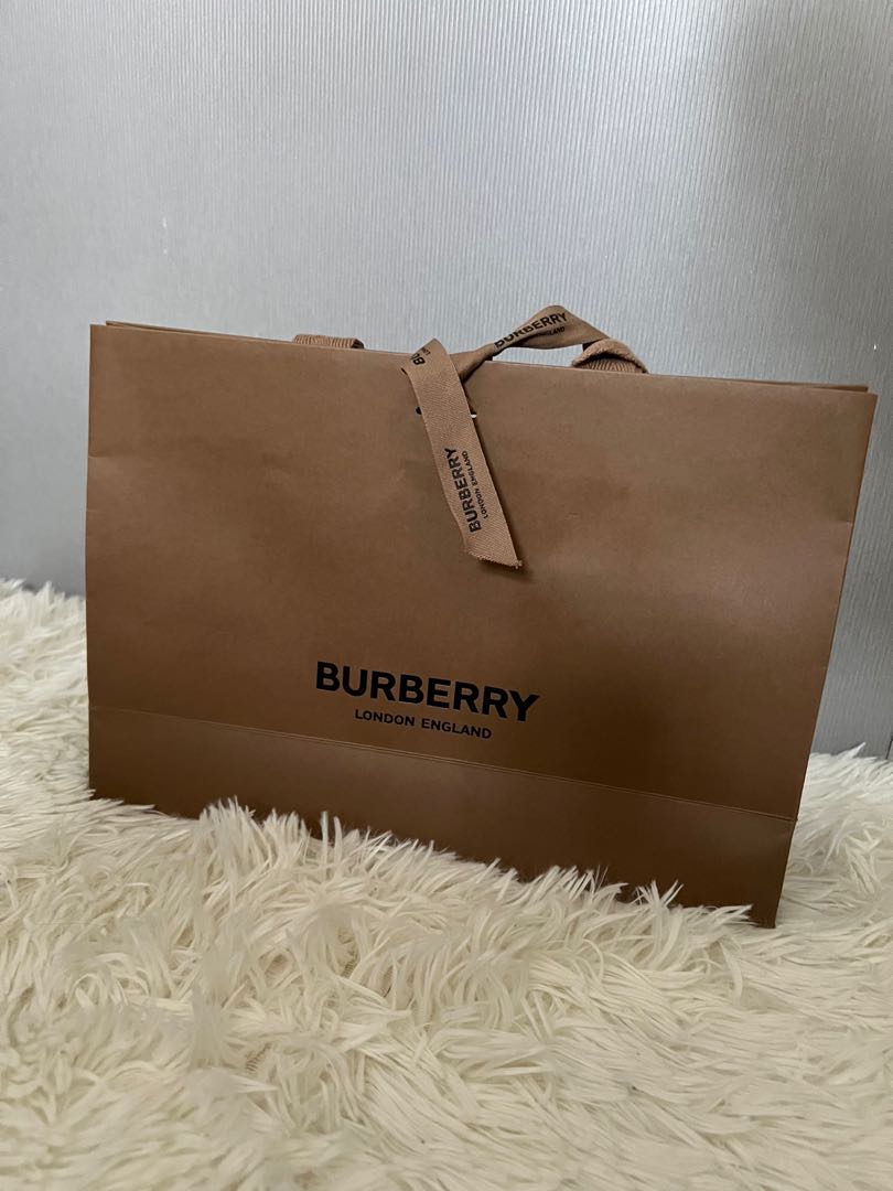 Burberry Paper Bag, Luxury, Accessories on Carousell