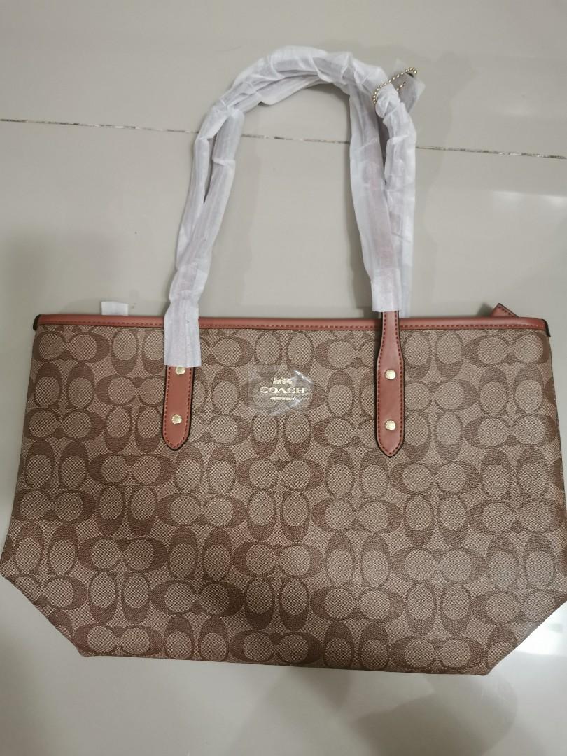 CITY ZIP TOTE IN SIGNATURE COACH F36876 LIGHT GOLD KHAKI SADDLE