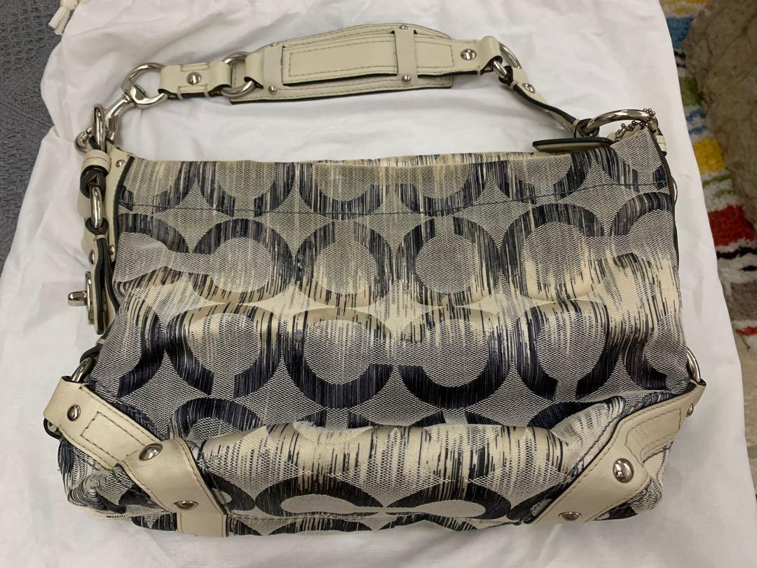 Coach fabric/leather bag, Women's Fashion, Bags & Wallets, Shoulder