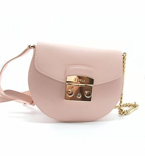 (Category: ) located in . Submitted by thatbagaddict (Listing ID 1157285170, Image 1). Description: .