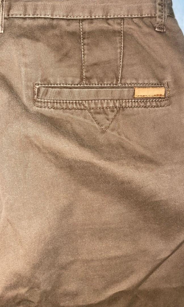 Hush Puppies Jogger uk 32, Fesyen Pria 