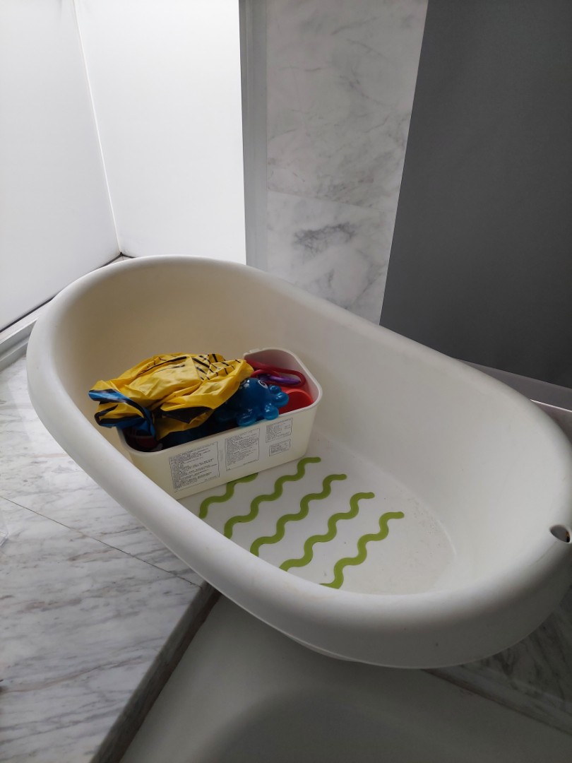 Ikea bathtub for free., Babies & Kids, Bathing & Changing, Bathtub