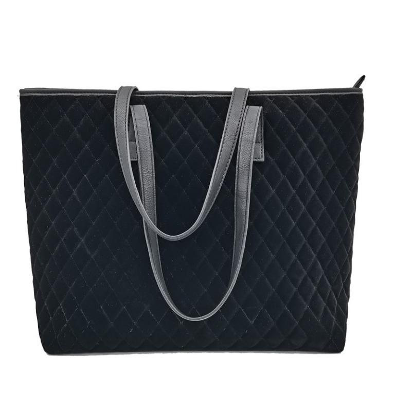 Instock MANGO Quilted Velvet Shoulder Tote Bag Black ASC3431 1