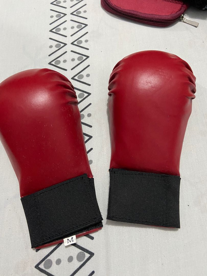 Karate Gloves Kids Medium, Sports Equipment, Other Sports Equipment