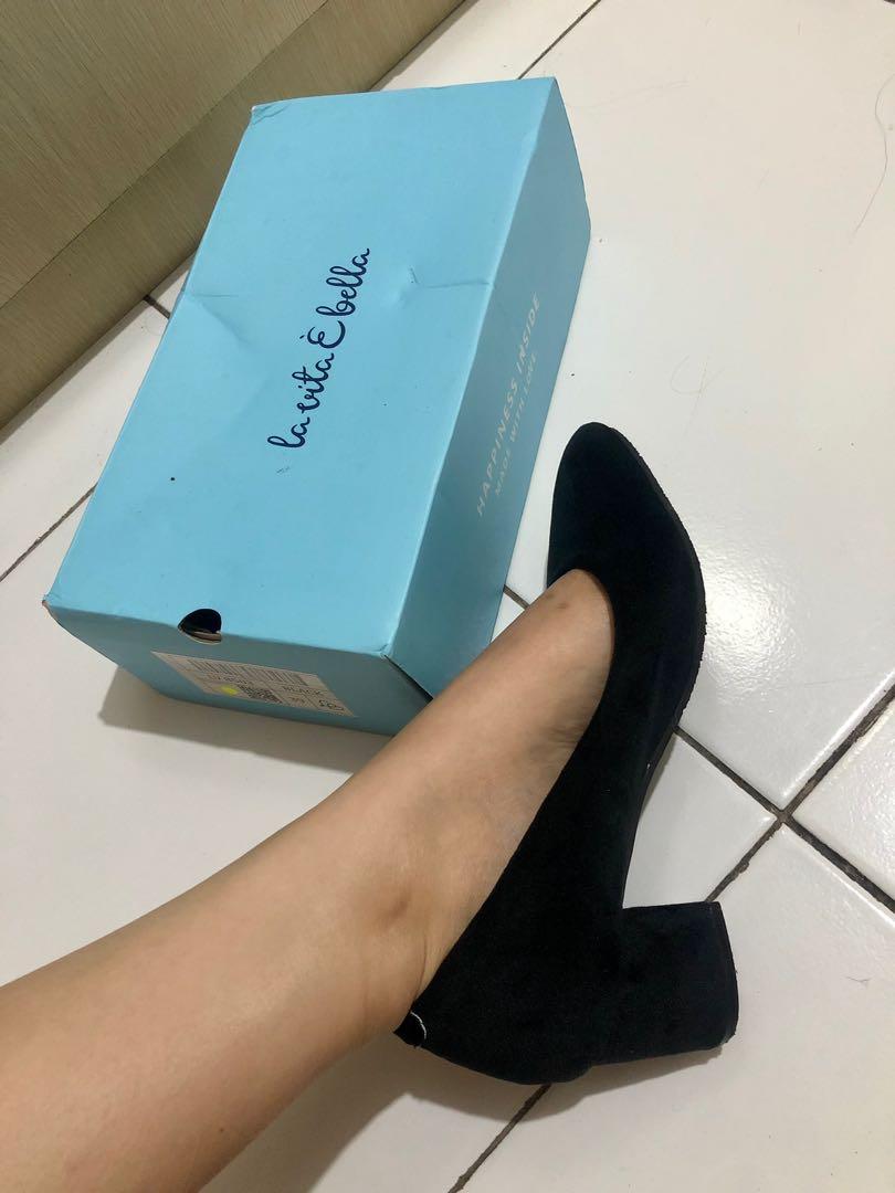 La vita e bella pump heels shoes