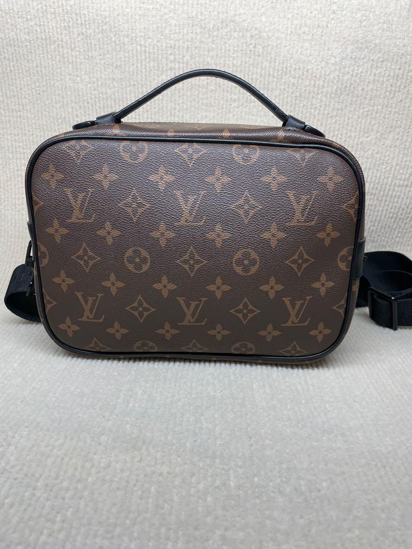 Louis Vuitton Monogram Canvas S-lock Gold Hook Closure Ladies Messenger Bag  for Sale in Memphis, TN - OfferUp