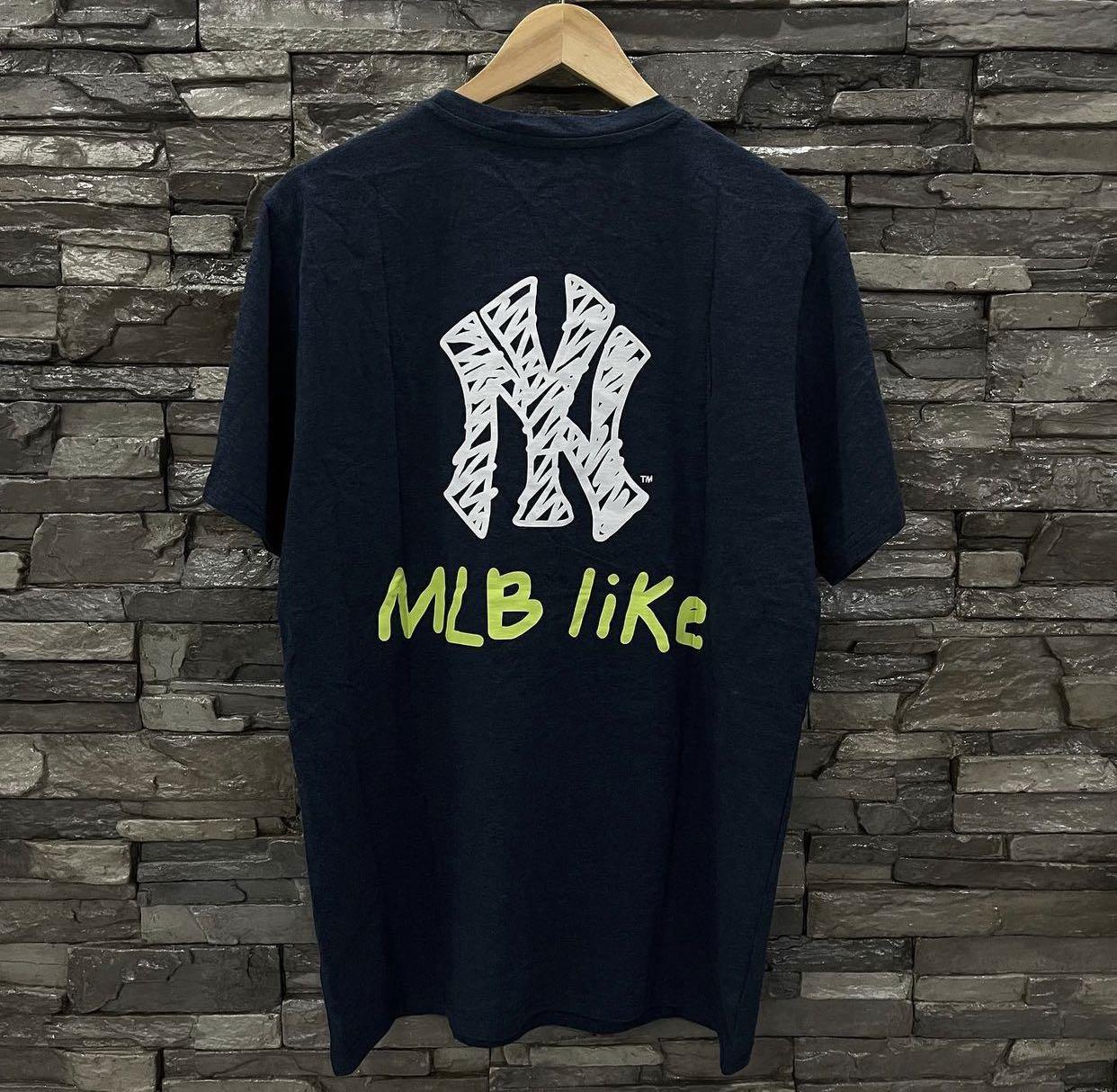 Áo nỉ MLB LIKE Back Square Print Sweatshirt New York Yankees 3AMTL041450CRS