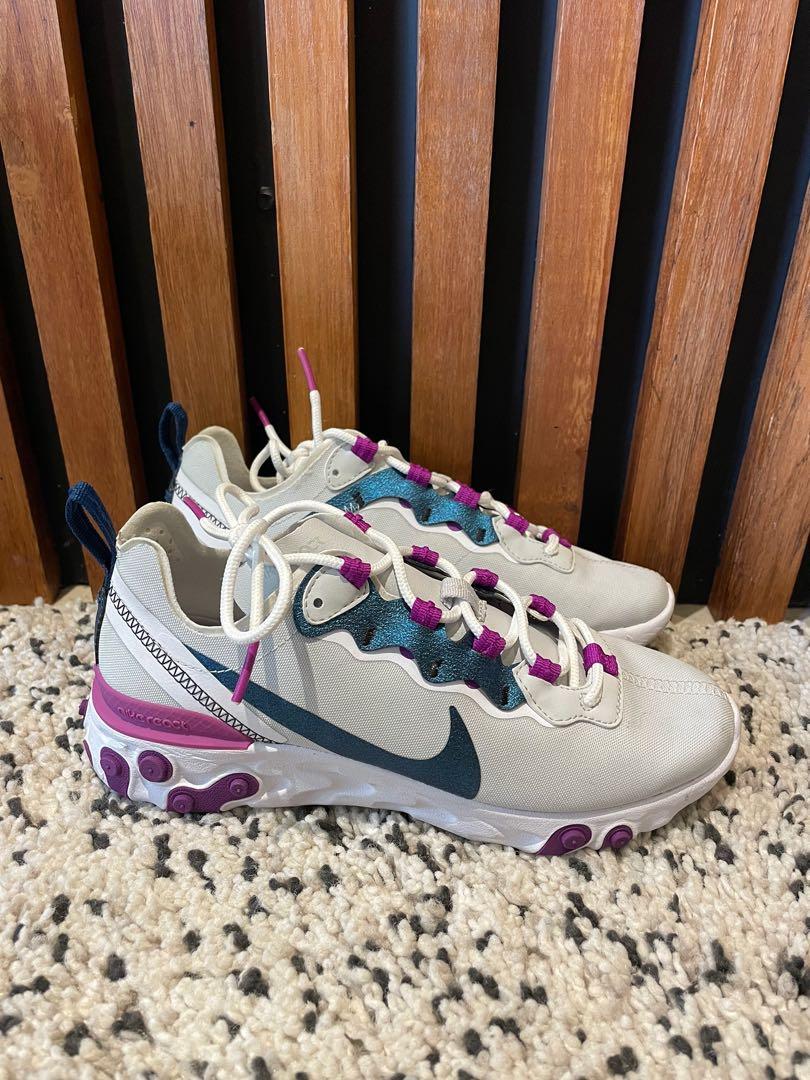 Sepatu nike shop element