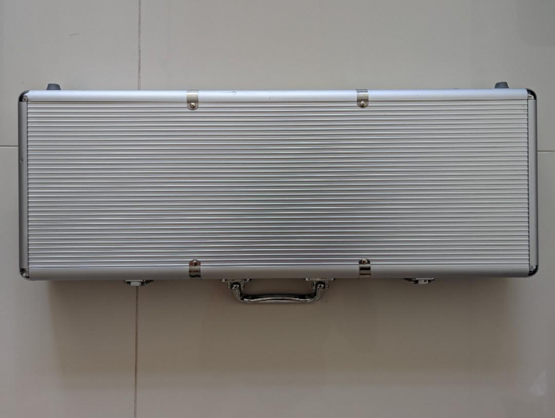 (empty) Poker Chips Case 500pc, Hobbies & Toys, Toys & Games on Carousell