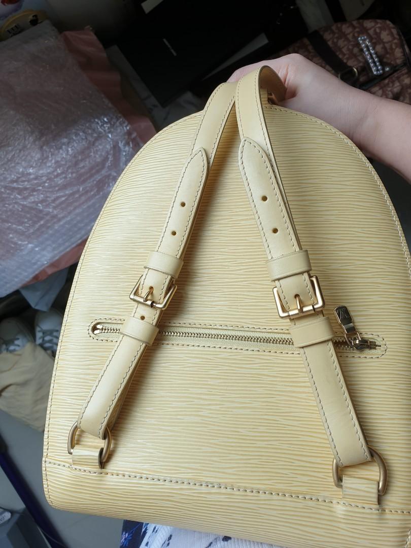 RARE Louis Vuitton LV Epi Leather M5223A Mabillon Backpack Vintage With SG  receipt, Luxury, Bags & Wallets on Carousell