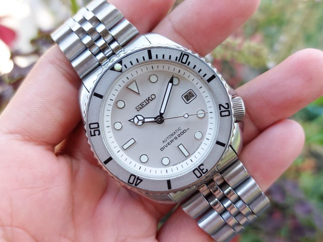 Seiko WHITE SUBMARINER Mod Automatic Diver's Watch, Men's Fashion, Watches  & Accessories, Watches on Carousell