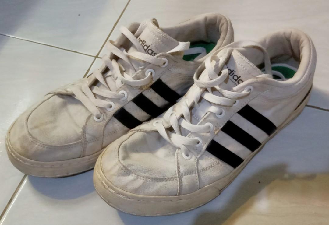 sepatu adidas putih bahan kanvas Fesyen Pria Sepatu Sneakers