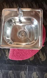 Stainless kitchen sink