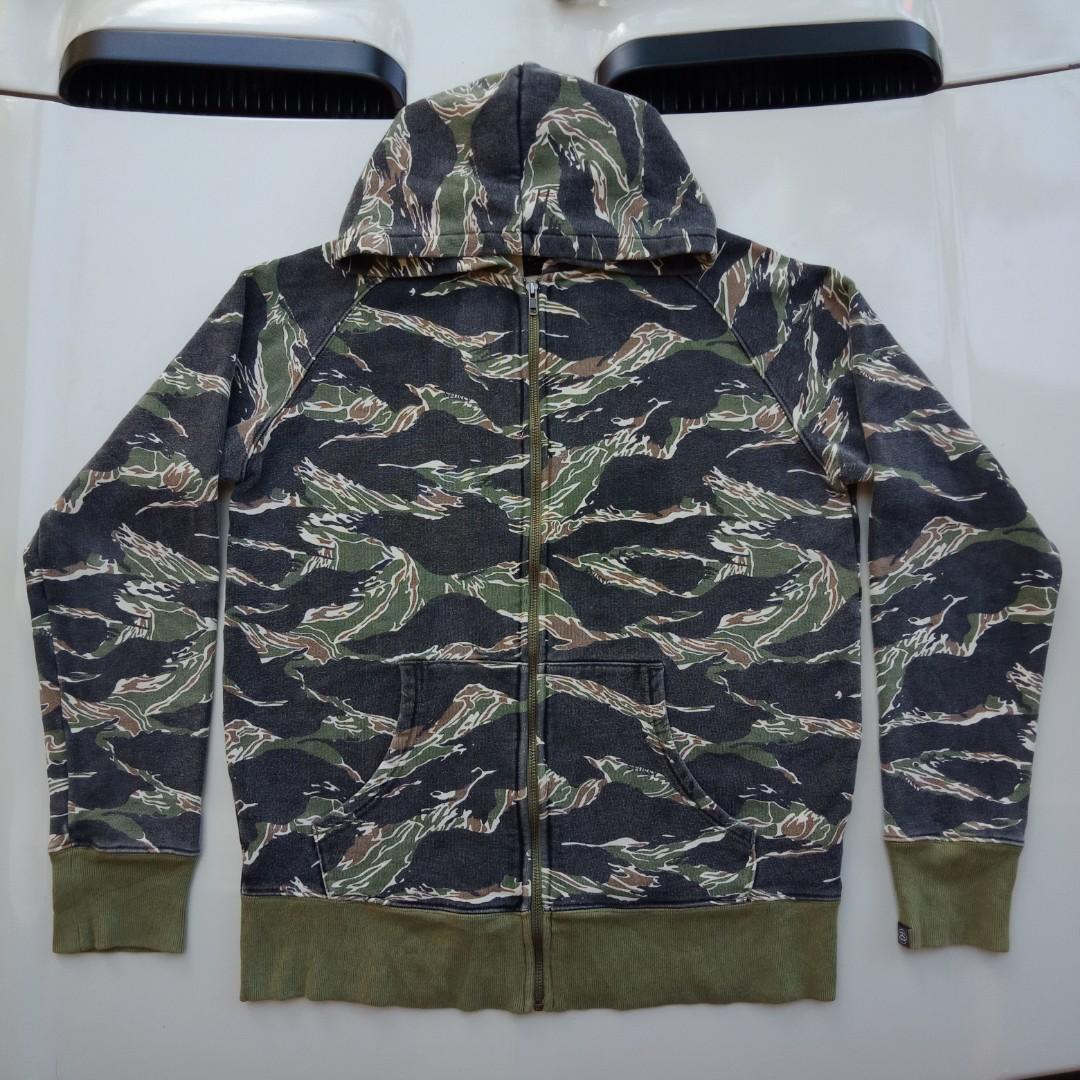 stussy tiger jacket