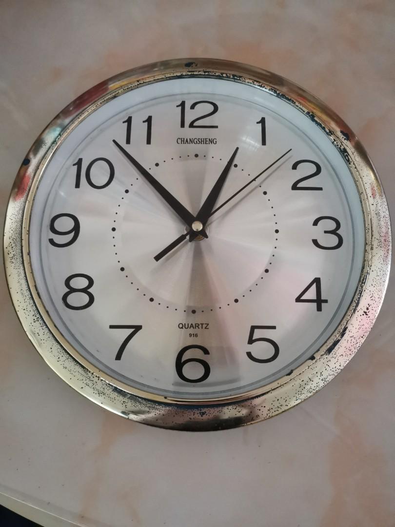 Used Wall Clock, Everything Else on Carousell