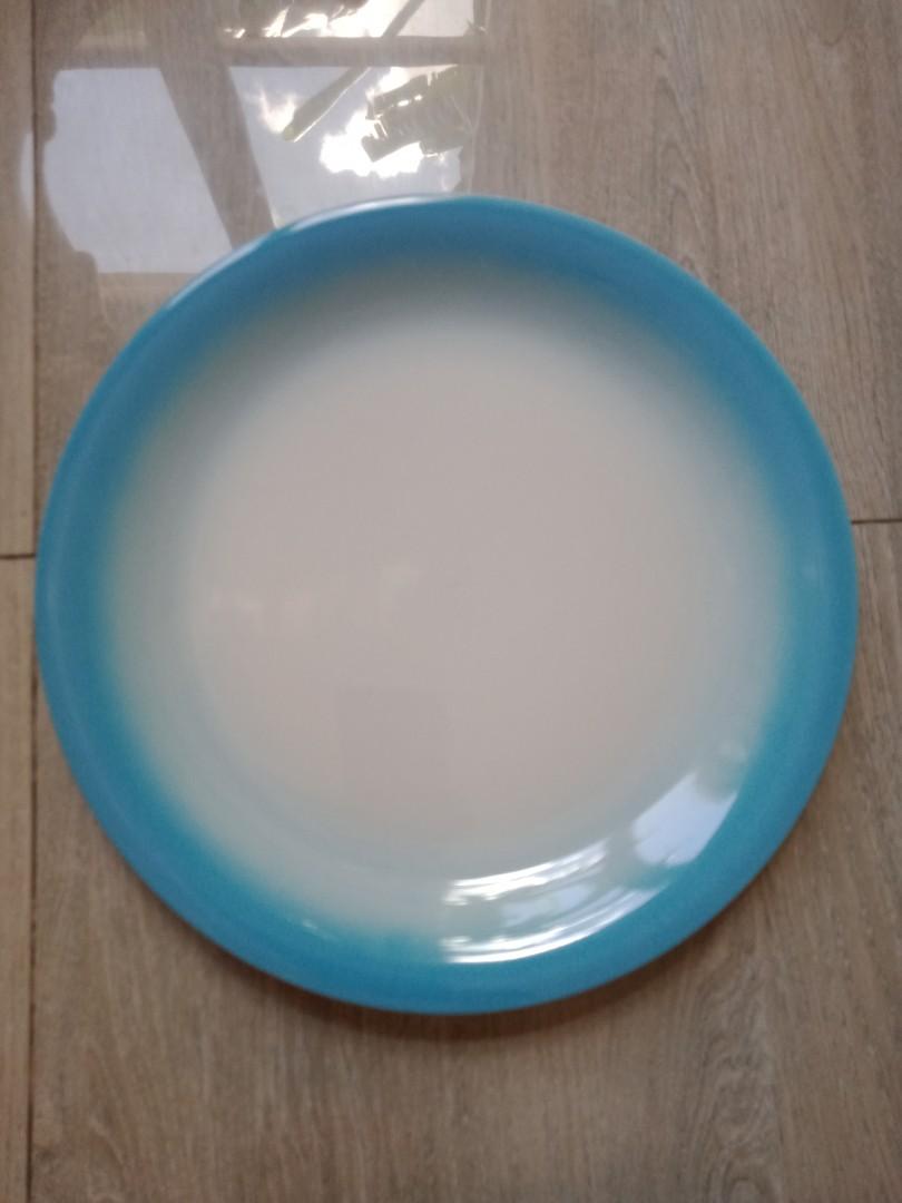 11 inch Dinnerware Stoneware Dinner Plates (Category: Dinnerware & Cutlery) located in Manila. Submitted by PickClickShip (Listing ID 1157325918, Image 3). Description: 11" Dinnerware Stoneware Dinner Plates A nice fading center design glazed plate for food presentation or food photoshoot plates. - diameter: 11 inches - stoneware - colors: blue and red - shipped from US - selling it per piece.
