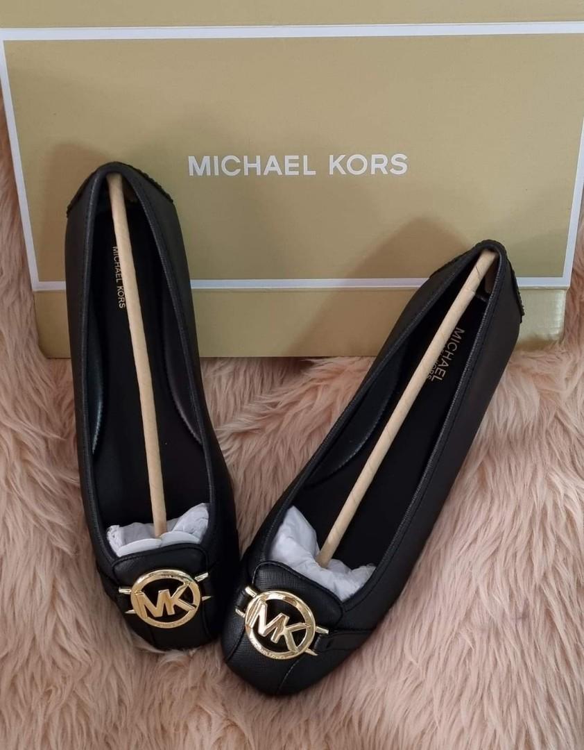 MK Fulton Moc Shoes Saffiano Leather in Black w box US 6