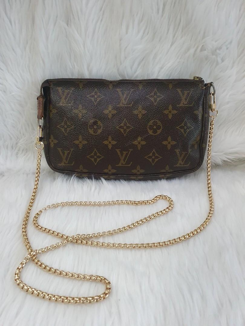 Authentic Louis Vuitton Sling Bag (Category: Luxury Bags & Wallets) located in Malolos. Submitted by yamaguchionline (Listing ID 1157332359, Image 1). Description: SALE❣❣❣ Authentic Louis Vuitton Sling Bag Made in Spain Nice in actual Good and quality Issue: provided sling Preloved Please respect my ads❤ Thank you.