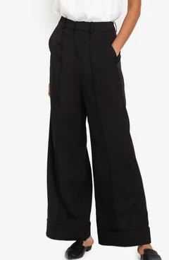 (Category: ) located in . Submitted by wardrobe14 (Listing ID 1157430144, Image 1). Description: .
