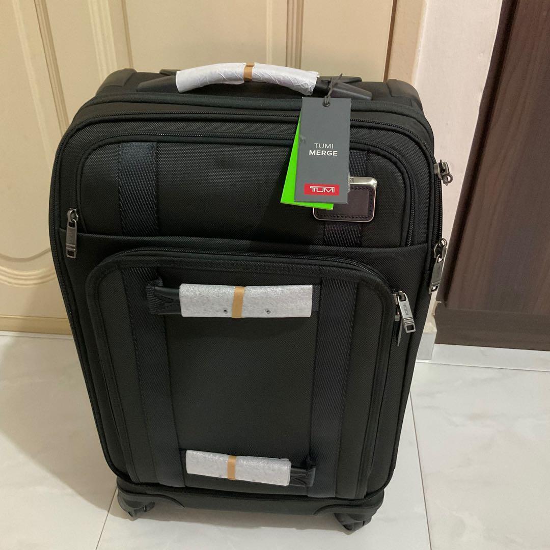Tumi 2025 merge luggage