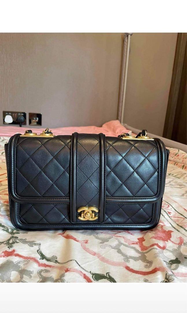 chanel bag with gold