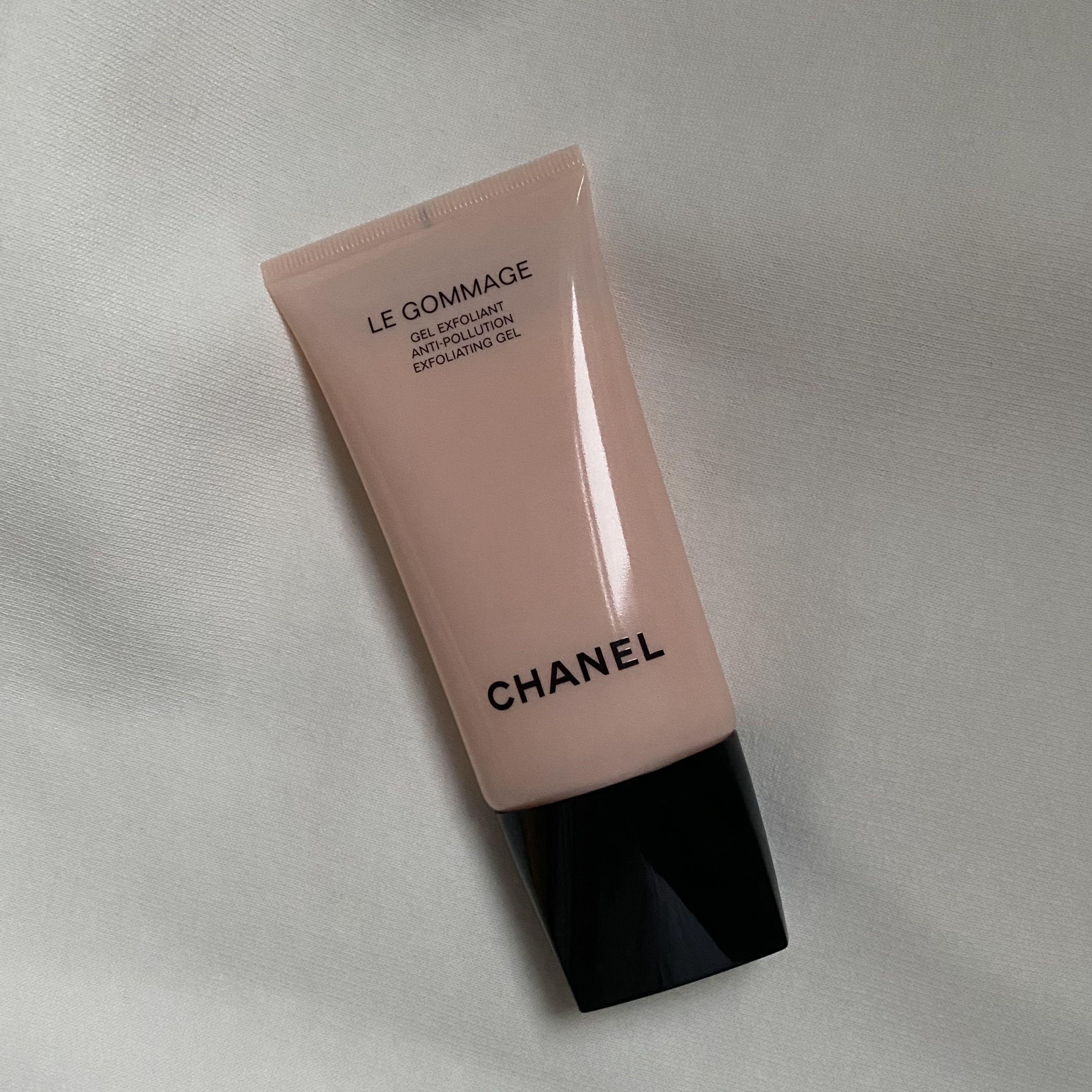 Chanel 微藻亮肌磨砂啫喱75ml Le Gommage exfoliating gel, 美容＆化妝品, 健康及美容- 皮膚護理, 面部-  面部護理- Carousell