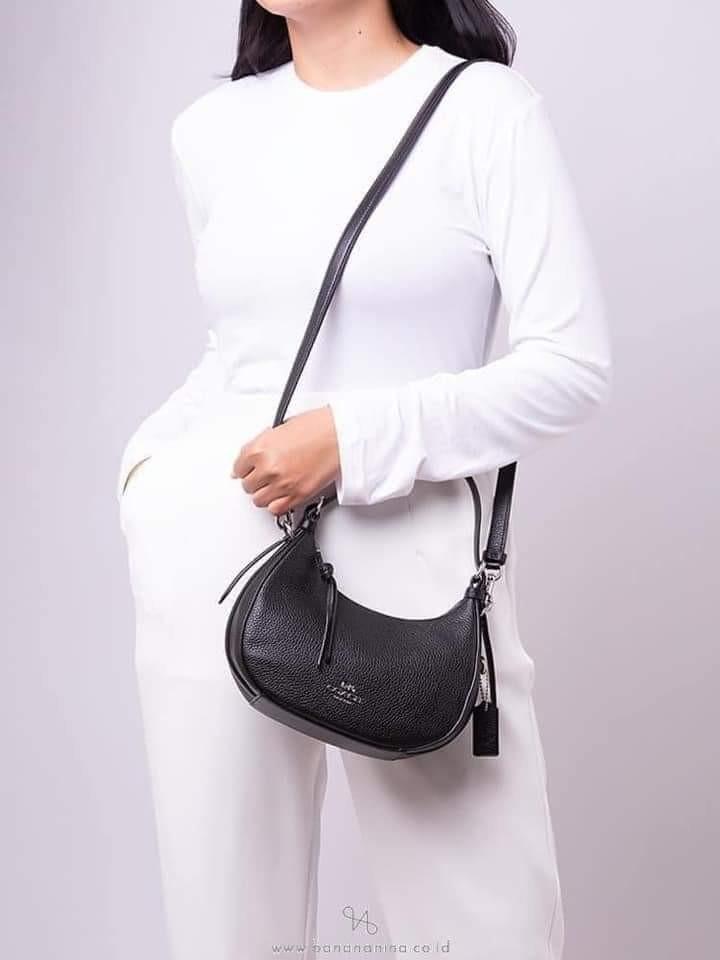 Coach sling shoulder bag 2025