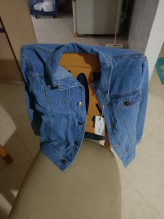 (Category: ) located in . Submitted by krucifix (Listing ID 1157373661, Image 1). Description: .